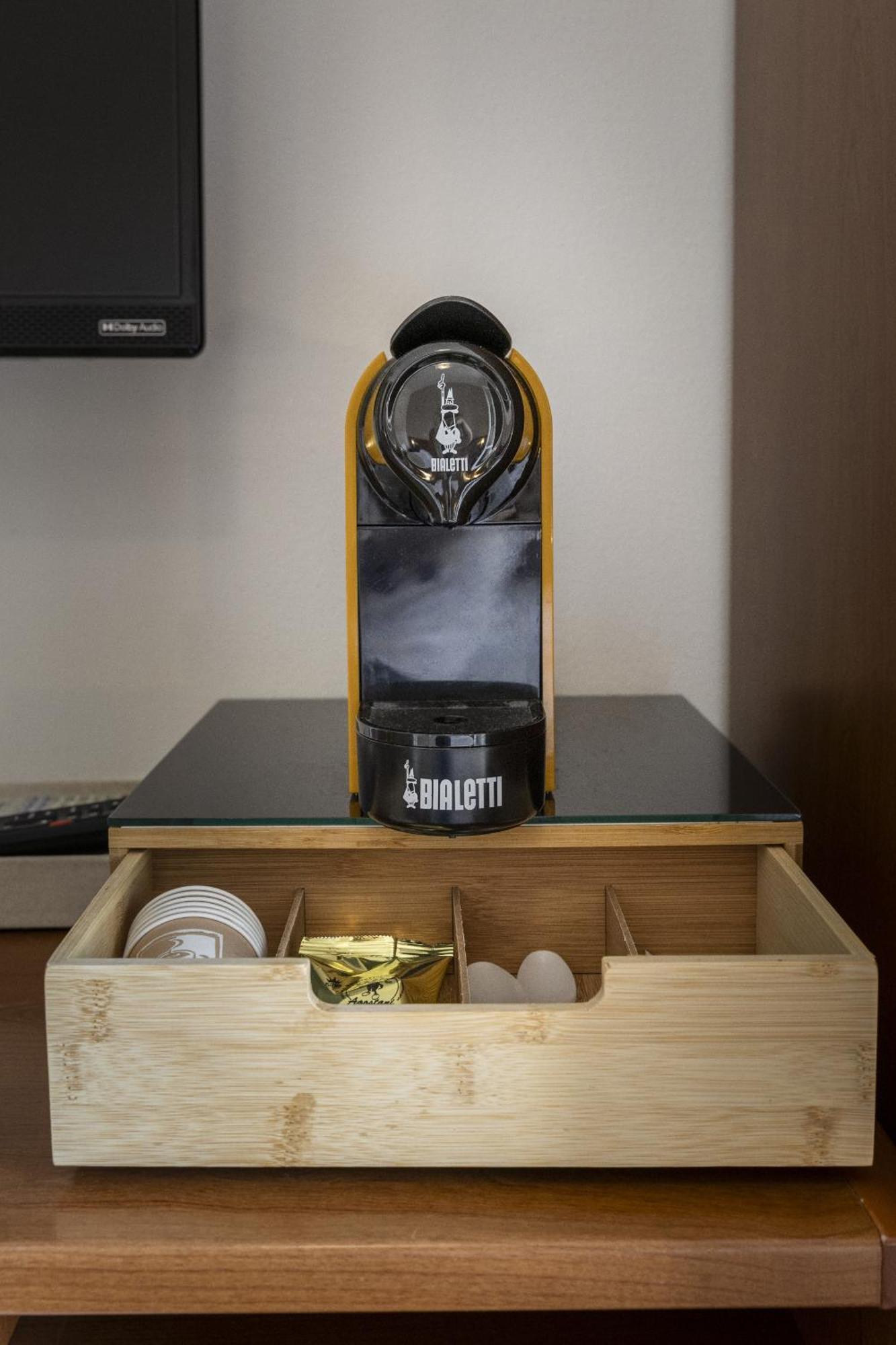 Small Double Room,1666671064:JPEG